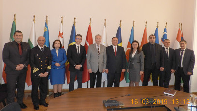 Emil Constantinescu în vizită la sediul TRACECA, Baku, Azerbaidjan