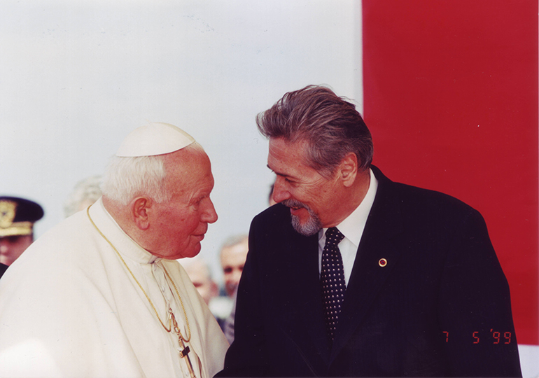 100 de ani de la nașterea Sfântului Papă Ioan Paul al II-lea