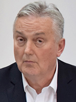 Zlatko Lagumdzija, președinte al Consiliului de Miniștri din Bosnia-Herțegovina 2001-2002, profesor pentru Sisteme de Gestionare Informațională și Tehnologia Informației la Universitatea din Sarajevo
